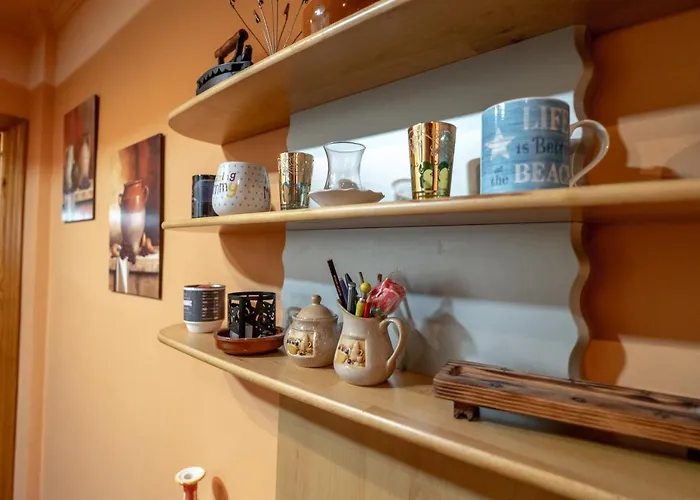 דירה Acogedor Apartamento Centro Ciudad, 1m Playa, Terraza פואנגירולה